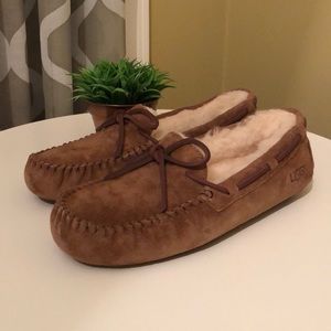 UGG Dakota Mocassin Slippers